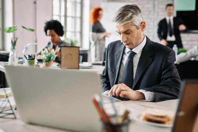 Como Escrever Conteúdo Jurídico Relevante e Ético que Atrai Clientes? 20 blog jurídico atrativo