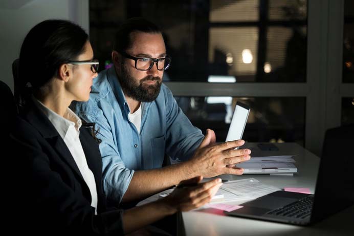 Os Principais Desafios de Vendas B2B para Empresas de Tecnologia e Como o Marketing Digital Pode Superá-los 17 desafios da venda b2b na área de TI